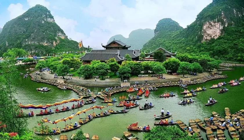 VNMEDIA 2020 TRAVEL<br>CUNG CẤP TOUR DU LỊCH